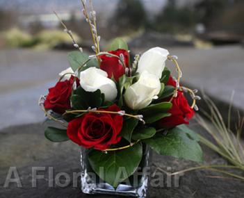 RF0369-Red and White Centerpiece with Miniture Pussy Willow
