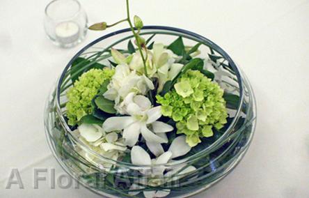 RF0395-Contemporary Green and White Centerpiece