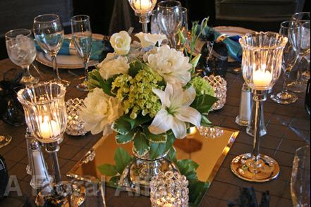 RF0422-Low Romantic White and Green Centerpiece