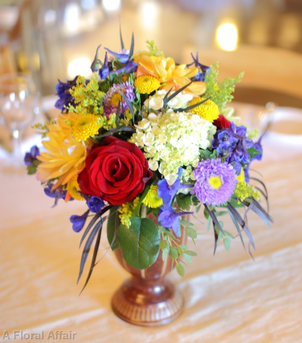 RF0456-Traditional Romantic Mixed Color Centerpiece