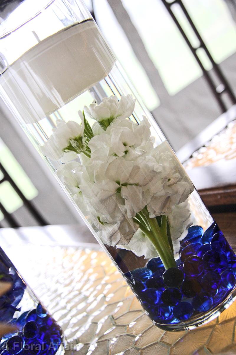 RF0537-White and Blue Cylinder Vase Centerpiece