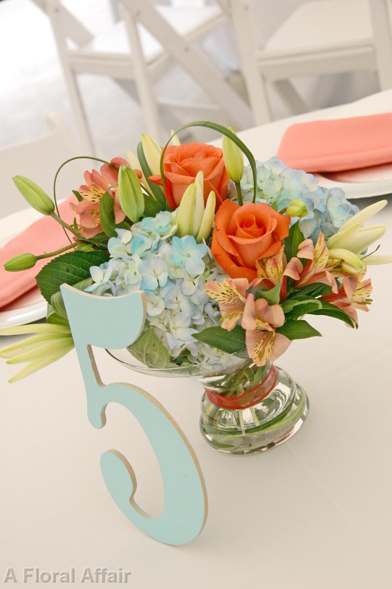 RF0559-Coral and Pool Blue Centerpiece