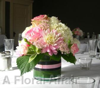 RF0865-Graceful Blush Pink and White Centerpiece