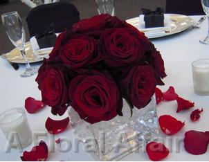 RF0970-Contemporary, Round, Red Cube Centerpiece