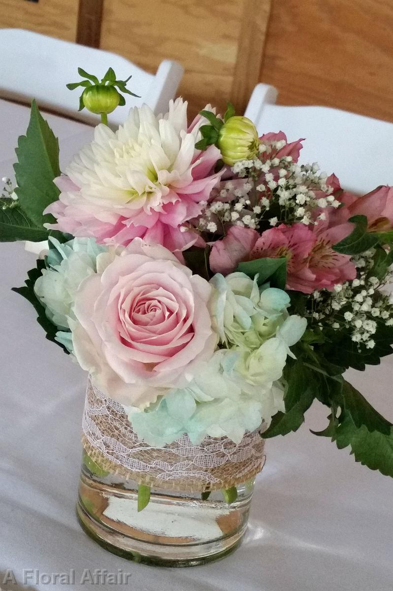 RF1217-Low pink and white rustic centerpiece in vase with burlap and lace
