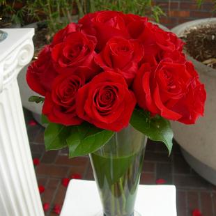 CF0323-Red Rose Wedding Arrangement