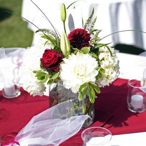RF1000- Summer, Romantic, Red and White Centerpiece