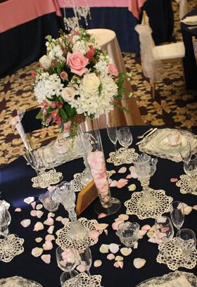 RF1019-Soft Pink and White Romantic Garden Tall Centerpiece