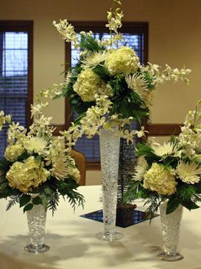 RF1025-White and Green Sophisticated Tall Centerpiece
