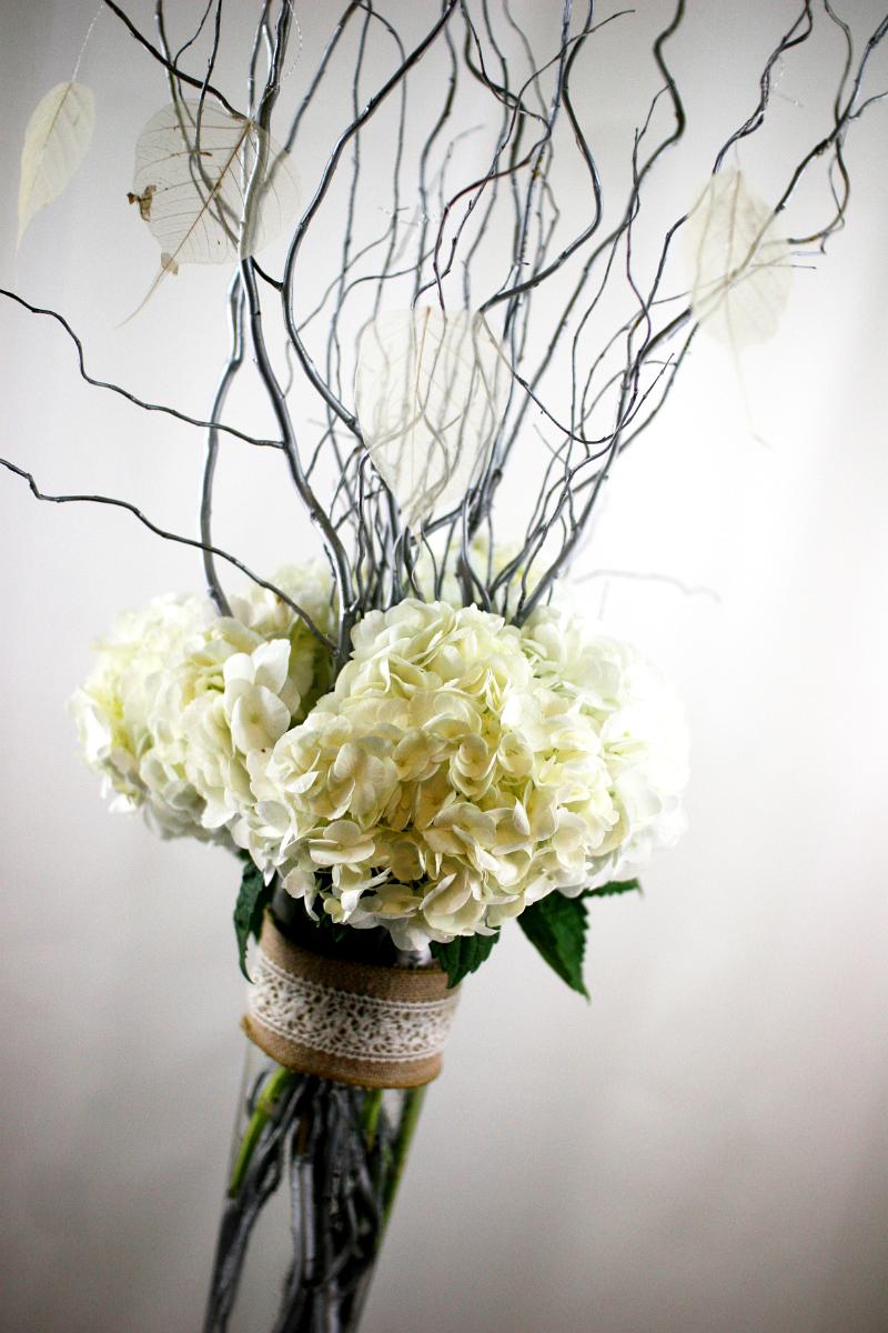 RF1067-White Simple Woodland Tall Centerpiece