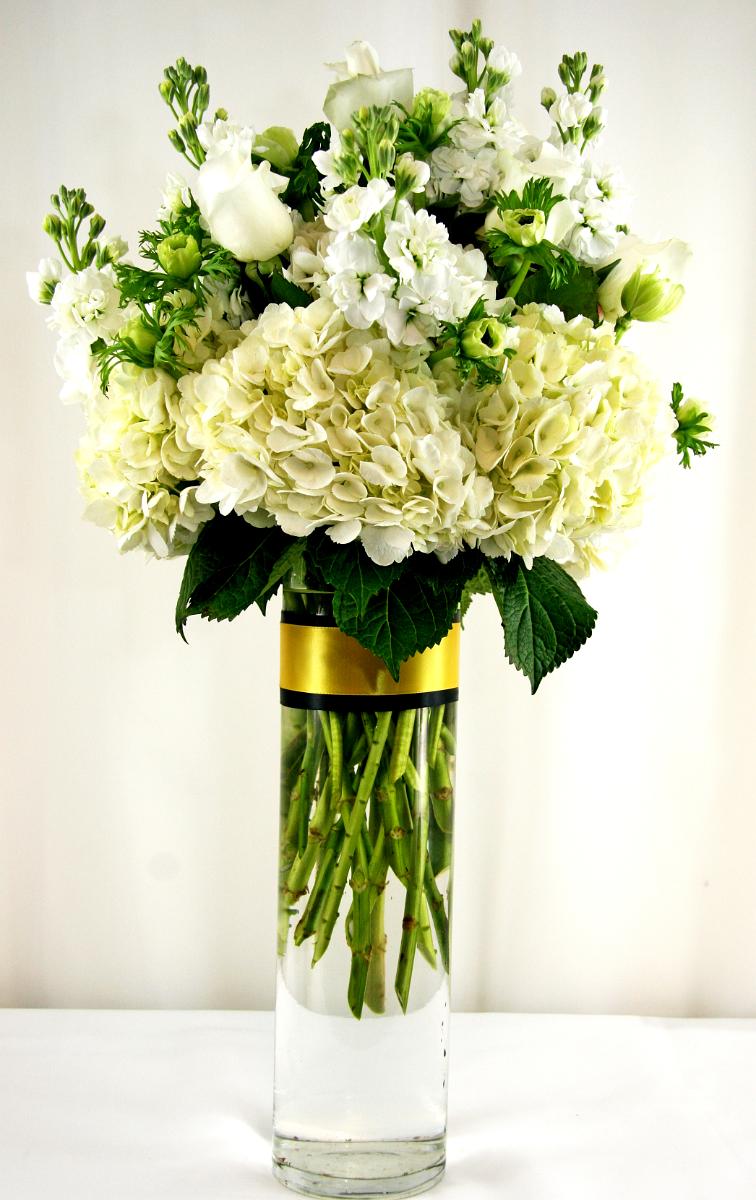 RF1076-White and Yellow, Natural Tall Centerpiece