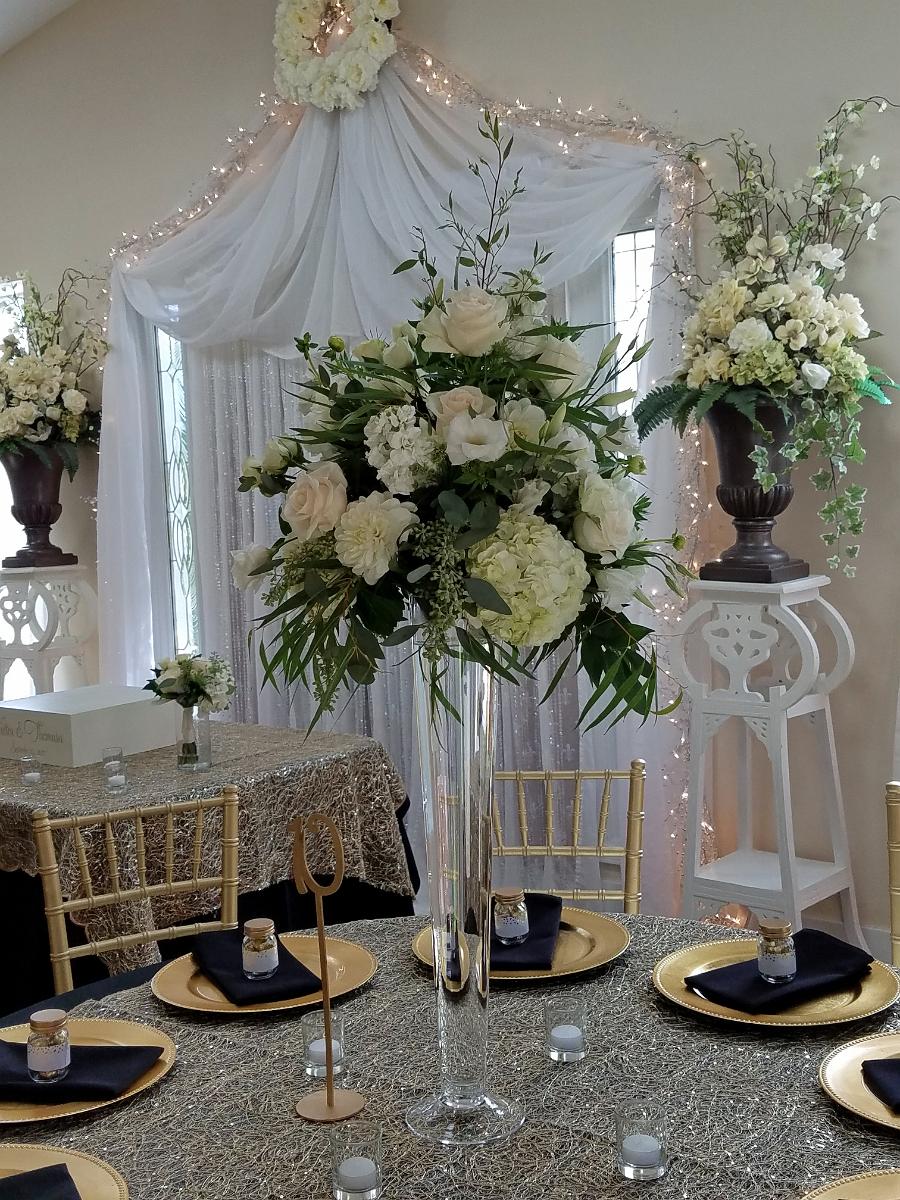 RF1422-Tall Sophisticted White and Green Centerpiece