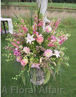 CF0369-Pink Garden Wedding Flower Arrangement