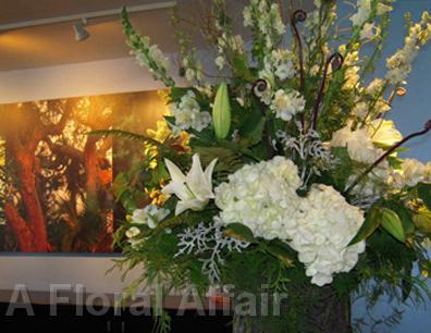 RF0925-White and Brown, Natural Woodland Tall Centerpiece