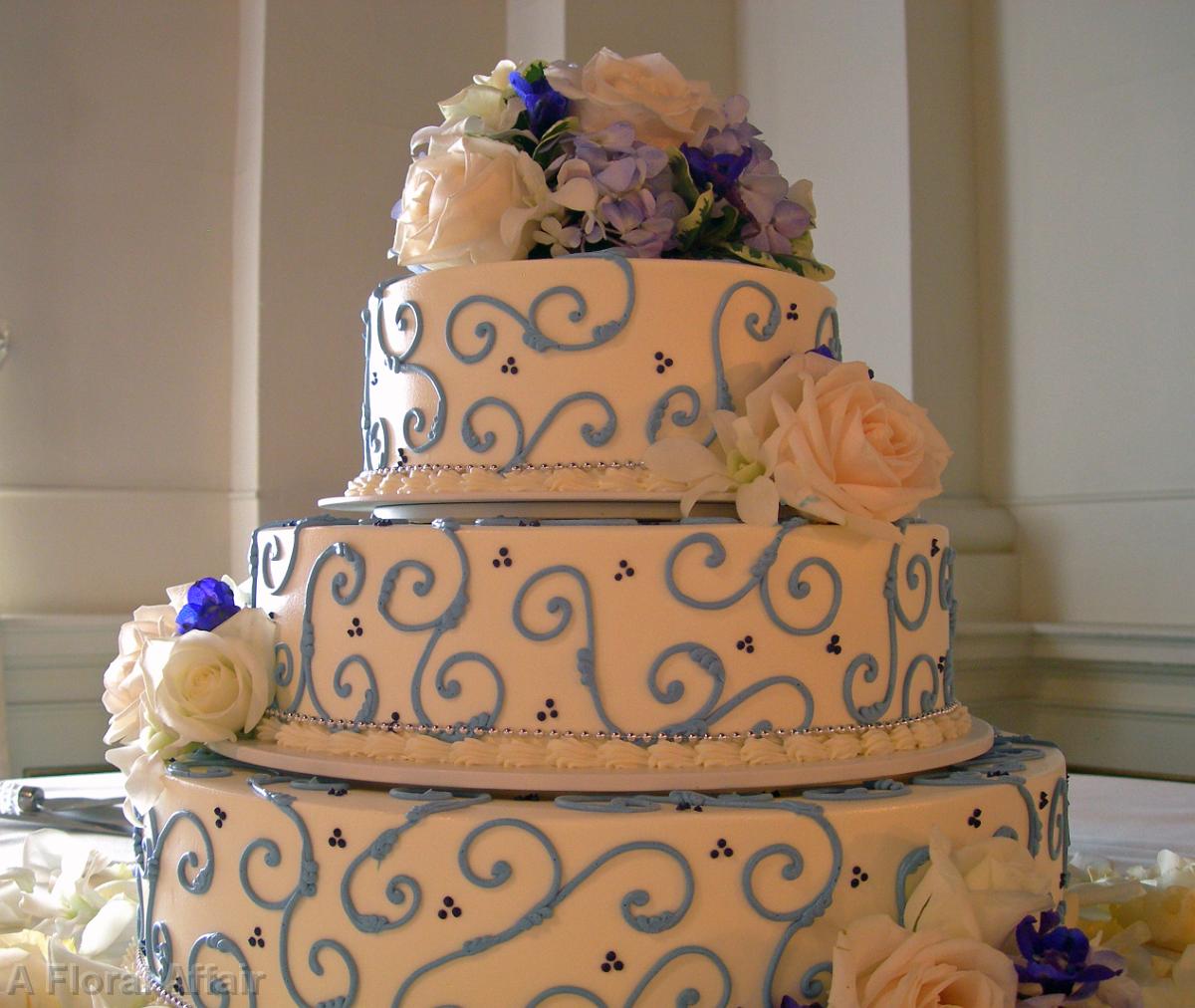CA0054-Blues and Ivory Floral Decorated Wedding Cake