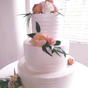 CA0174-Peach and Green Wedding Cake Flowers