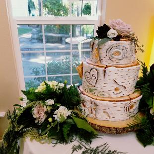 CA0177-Rustic Wedding Cake with Flowers
