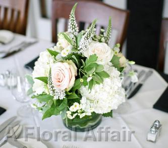 RF1001-Romantic, Natural, White Centerpiece