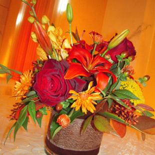 RF0963-Elegant Orange, Red and Yellow Fall Centerpiece