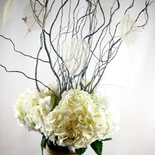 RF1067-White Simple Woodland Tall Centerpiece