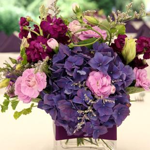 RF0580-Mixed Shades of Purple Centerpiece