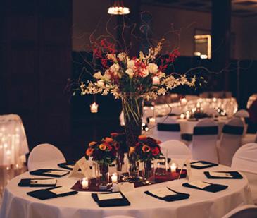 RF0763-Orange, Red, and White Sophisticated Tall Centerpiece