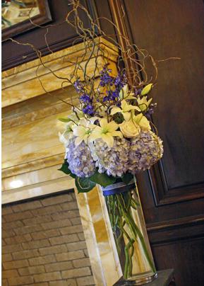 RF1031-Cobalt Blue and White Elegant Stylish Tall Centerpiece