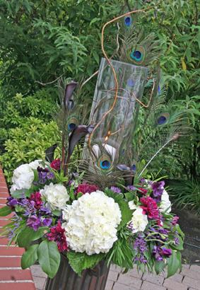 RF1038-Purple and White Contemporary and Chic Tall Centerpiece