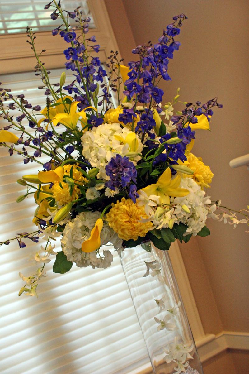 RF1113-Yellow, Blue, and Ivory, Bright Summer Tall Centerpiece