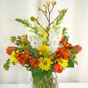 EV125-Masculine Vase Arrangement