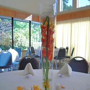 RF0938-Orange and Purple Contemporary Fun Tall Centerpiece