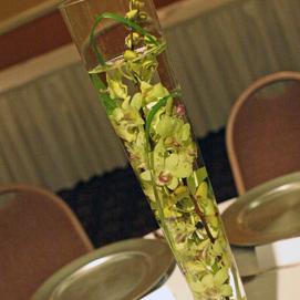 RF1043-Green Simple Contemporary Tall Centerpiece