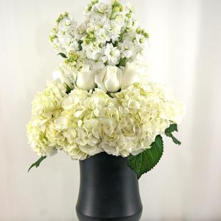 RF1069-White and Black, Stylish Modern Tall Centerpiece