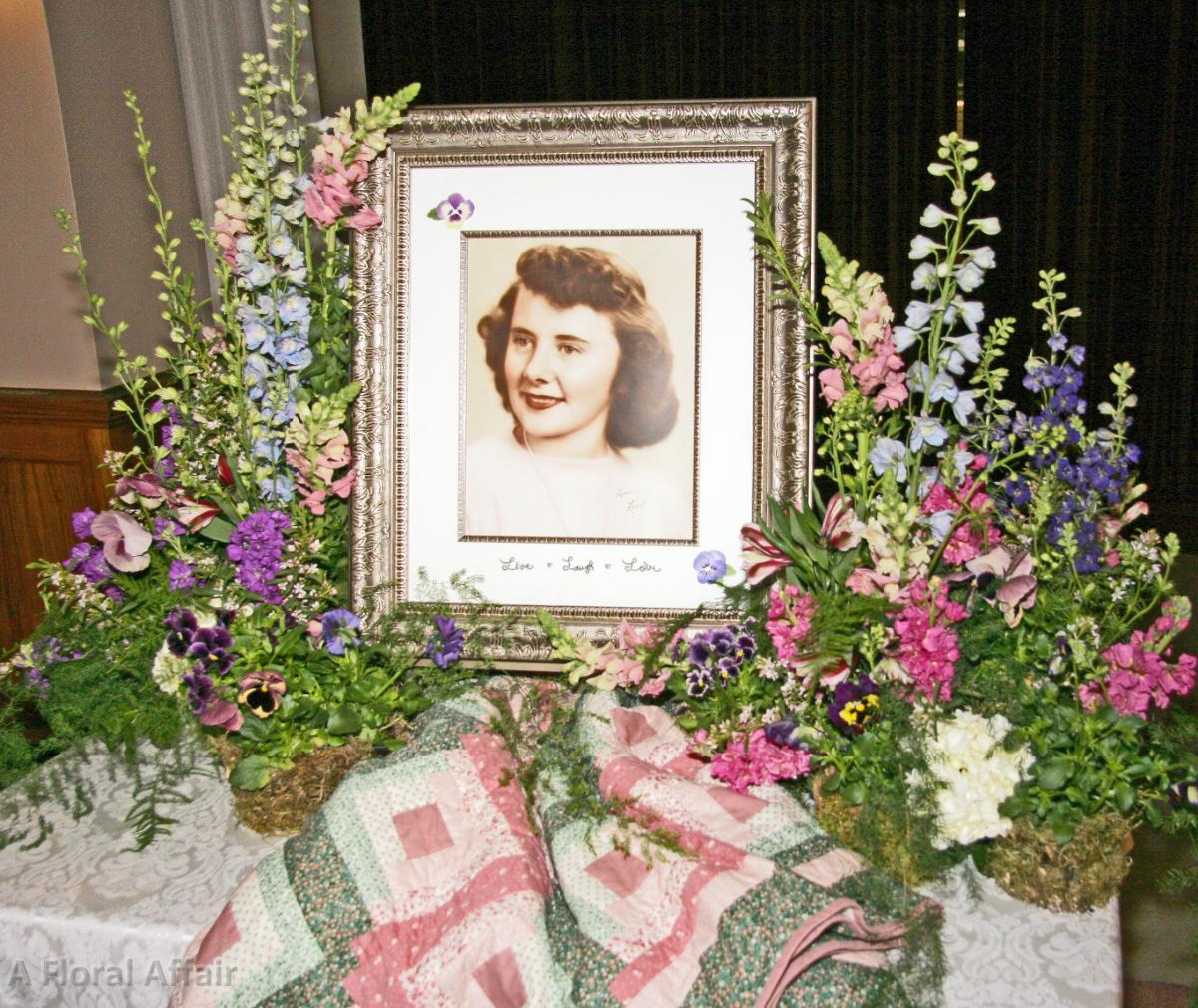 SY0052-Custom Memoral Service Floral  Display