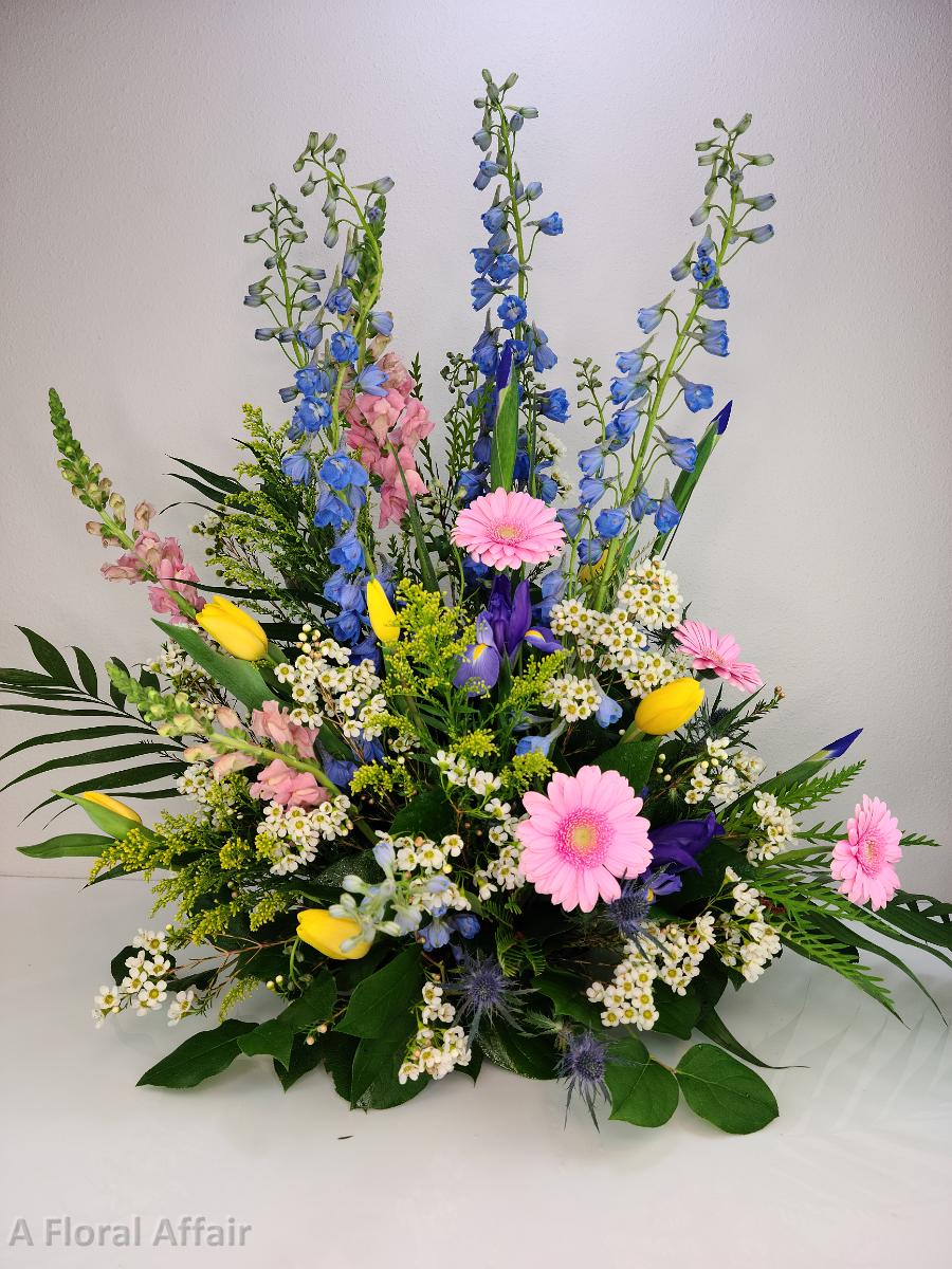 SY0072- Feminine sympathy garden arrangement