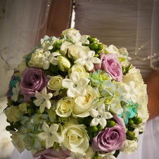 BB0701-Romantic White, Lavender and Tiffany Blue Brides Bouquet