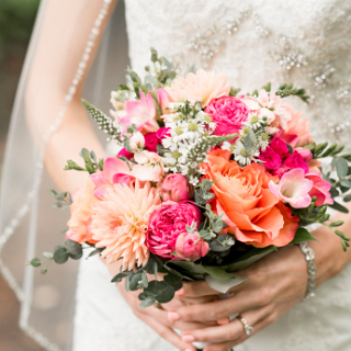 BB1528-Brides Bouquet in Sunrise Pinks and Orange-1