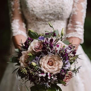 BB1544-Mauve and Wisteria Lavender Brides Bouquet-1