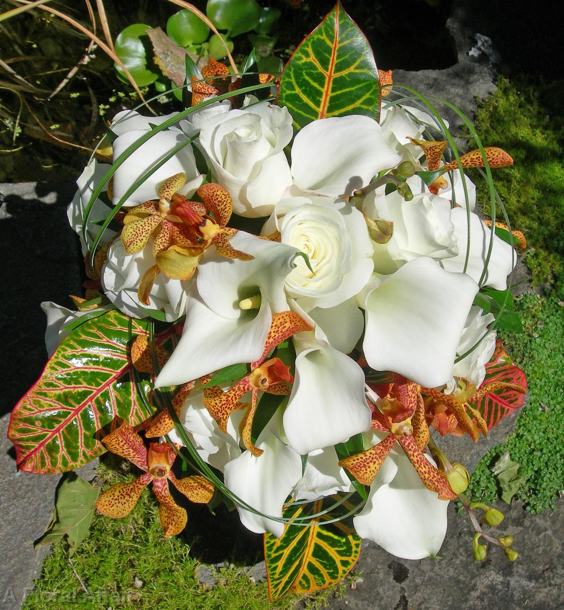 BB0155-White Fall Bridal Bouquet