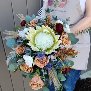 BB1580-Cascading Boho Bouquet