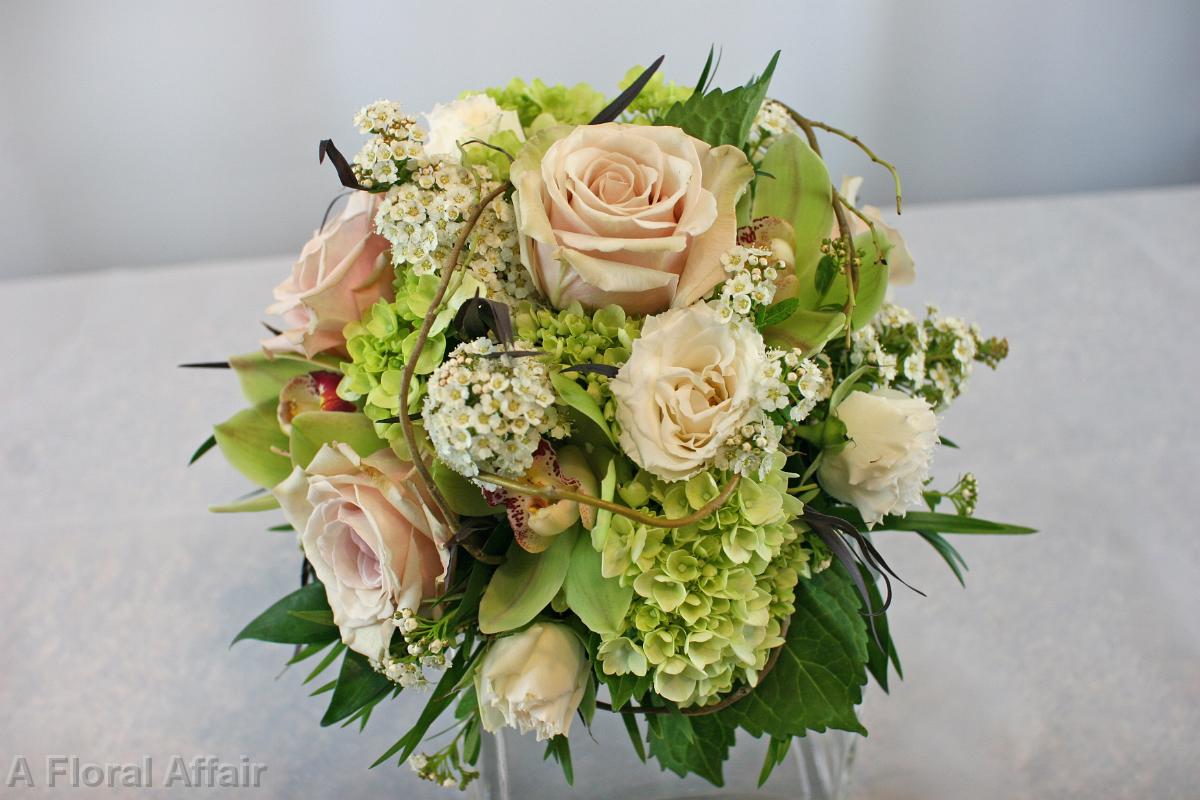 BB0425-Garden Wedding Bouquet