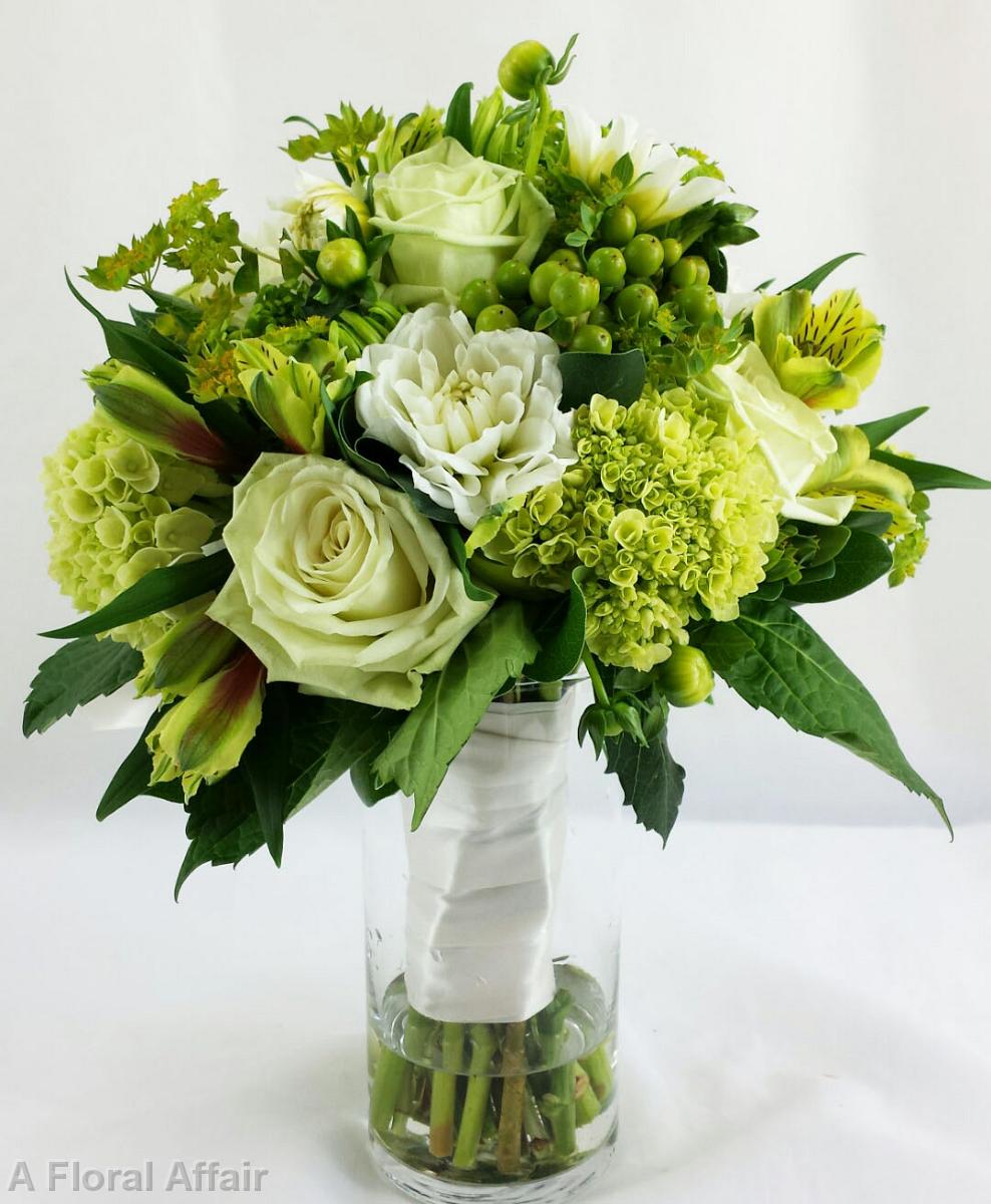 BB0981-Organic Hand Tied Green Brides Bouquet