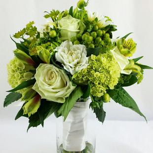 BB0981-Organic Hand Tied Green Brides Bouquet