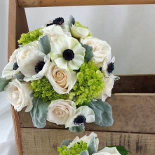 BB1038-Anemone wedding bouquets