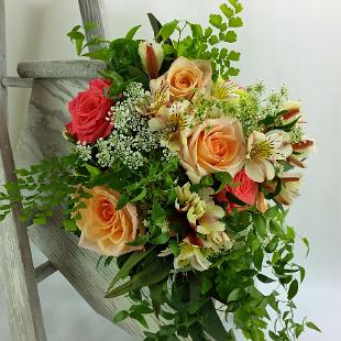 BB1101-Petal, Angel and Coral Reef Loose and Natural Wedding Bouquet