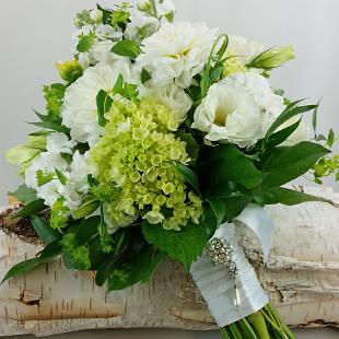 BB1182-Elegant Summer White and Green Garden Bouquet