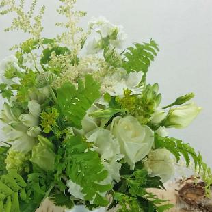 BB1410-Green and White Woodland Bouquet
