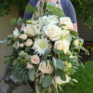 BB1672- White and Green Cascading Bridal Bouquet
