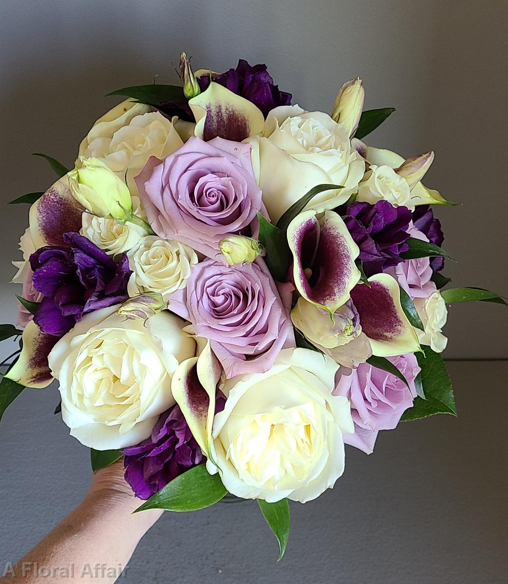 BB1663 - Bridal Bouquet with Picasso Mini Callas