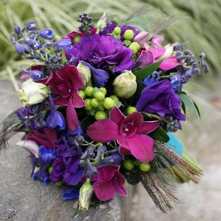 BB0633-Peacock Bouquet